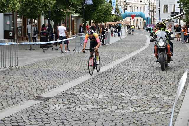 个人表现的 个人表现的